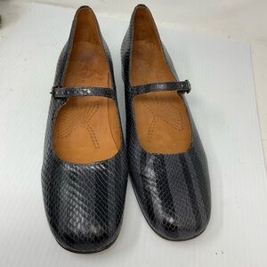 Chie Mihara Black Snakeskin Flat Mary Janes Sz 11
